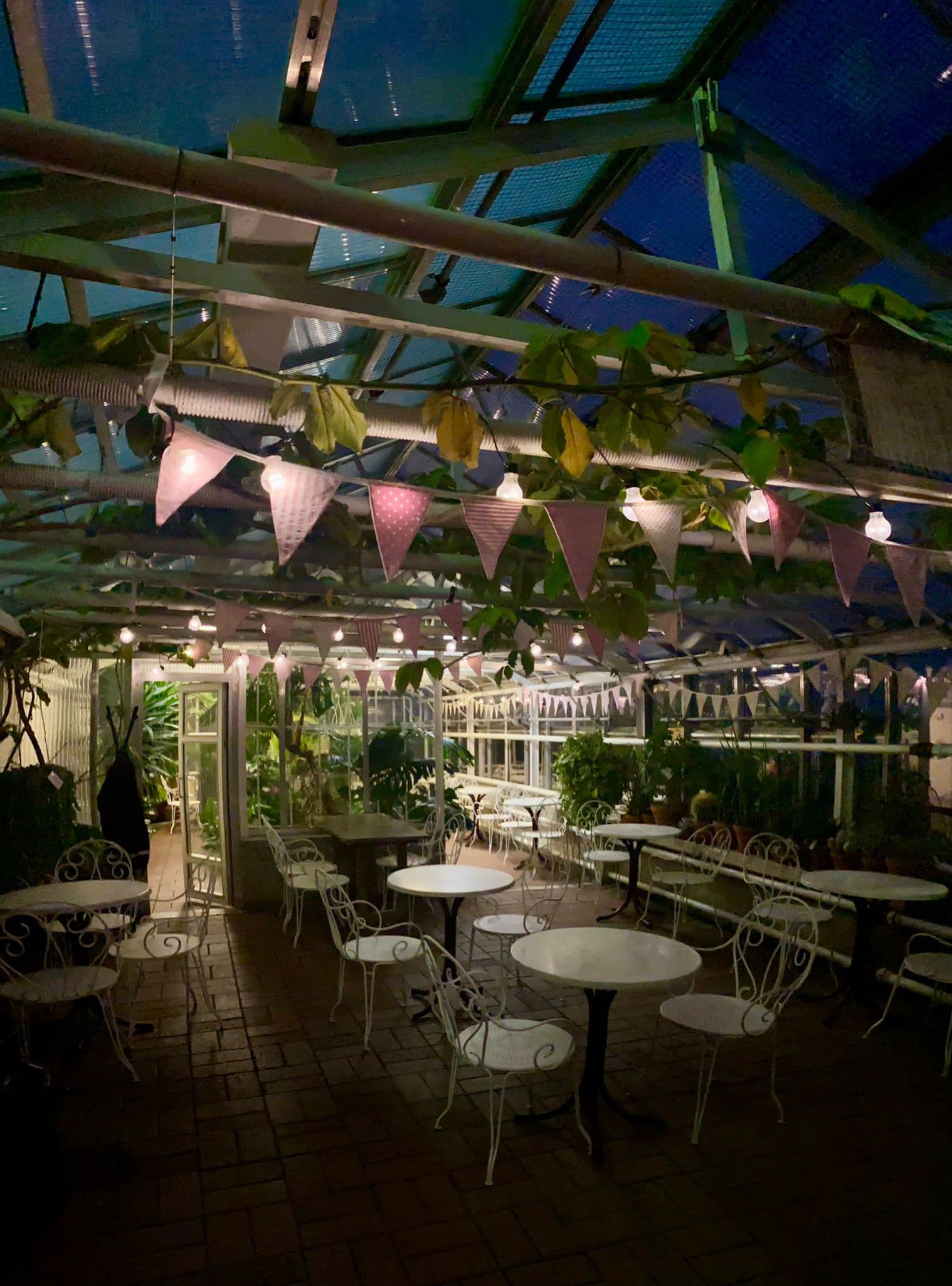Kahvila Kiikku summer atmosphere